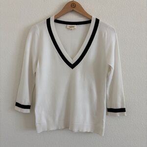 L'AGENCE White V-Neck Sweater with Black Trim